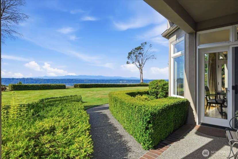Property photo for 13002 Marine Drive, Marysville photo 14