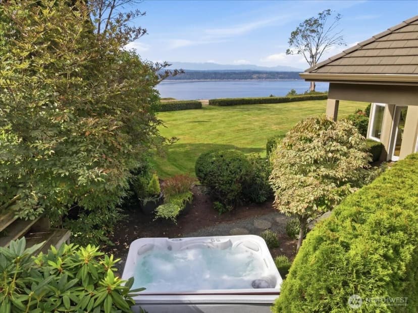 Property photo for 13002 Marine Drive, Marysville photo 32