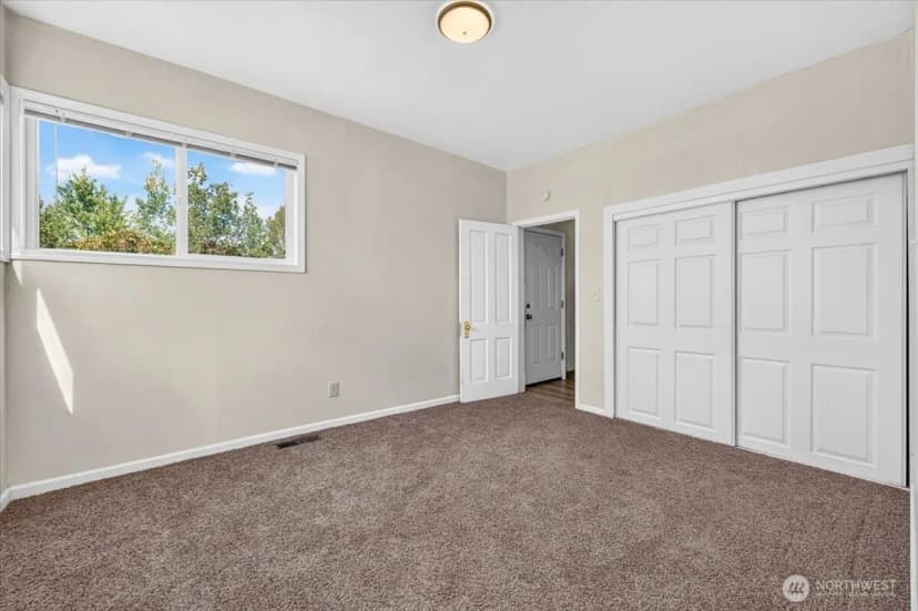 Property photo for 1201 5th St Street, Davenport photo 11