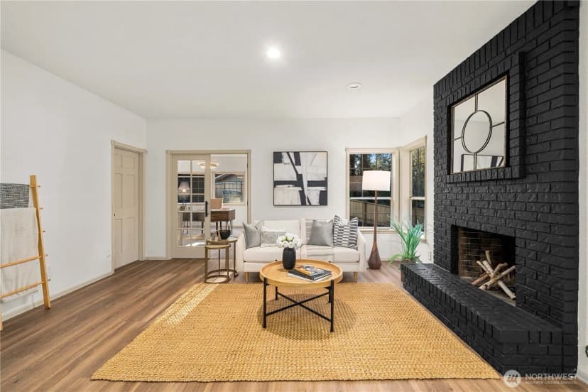 Property photo for 11215 Madera Circle Sw, Lakewood photo 6