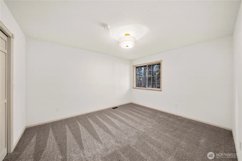 Property photo for 11215 Madera Circle Sw, Lakewood photo 23