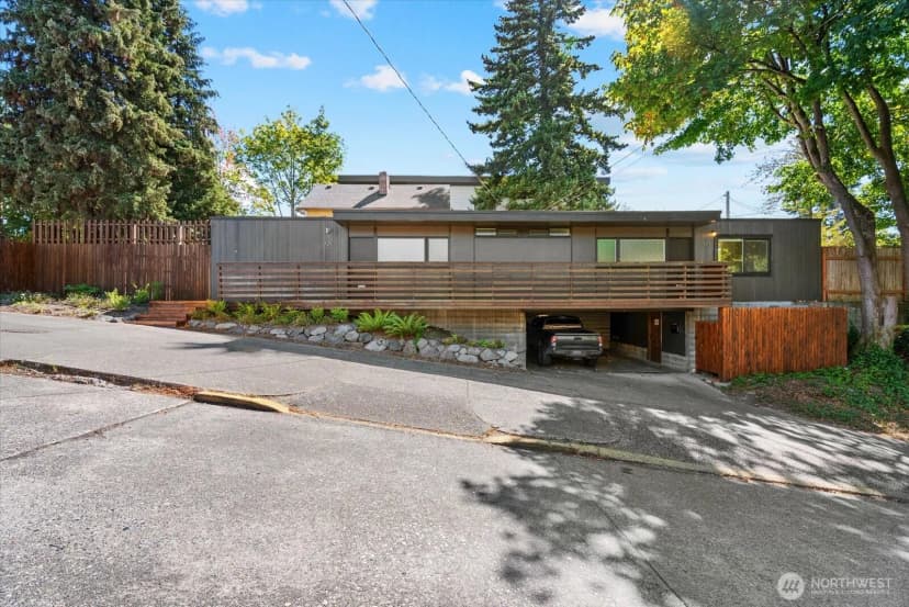 Property photo for 719 721 N 38th Street, Seattle photo 37