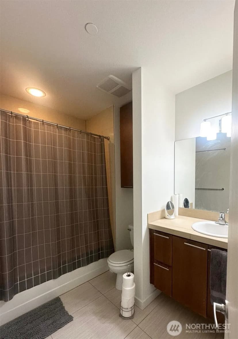 Property photo for 1214 N Northgate Way, Seattle photo 9