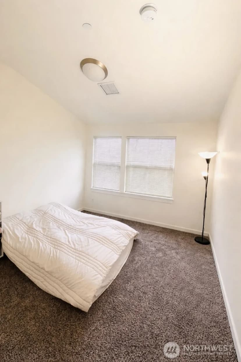 Property photo for 1214 N Northgate Way, Seattle photo 7