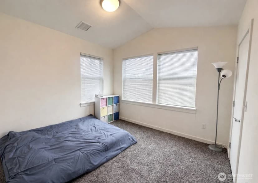 Property photo for 1214 N Northgate Way, Seattle photo 8