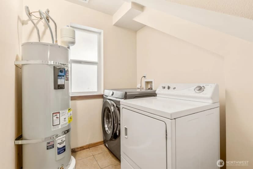 Property photo for 8810 Delridge Way Sw #a, Seattle photo 18