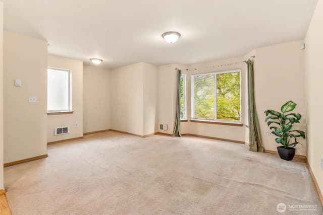 Property photo for 8810 Delridge Way Sw #a, Seattle photo 3