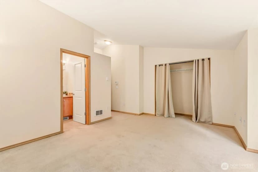 Property photo for 8810 Delridge Way Sw #a, Seattle photo 12