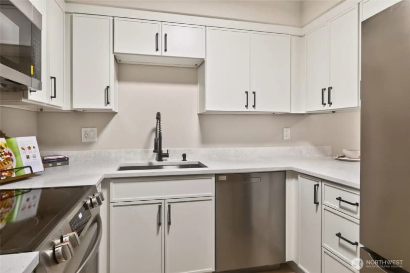 Property photo for 18200 73rd Avenue Ne #a-311, Kenmore photo 13