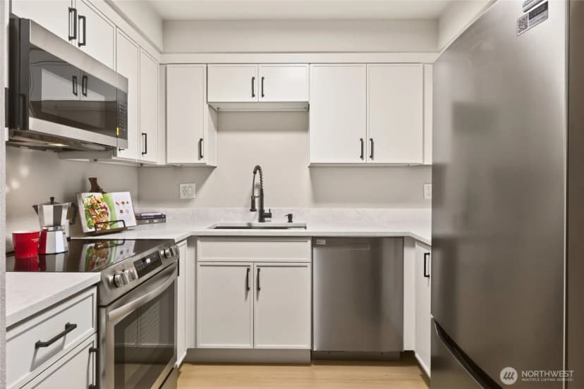Property photo for 18200 73rd Avenue Ne #a-311, Kenmore photo 12