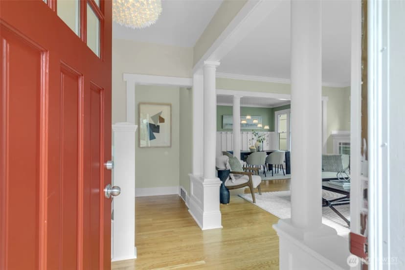 Property photo for 806 W Fulton Street, Seattle photo 4