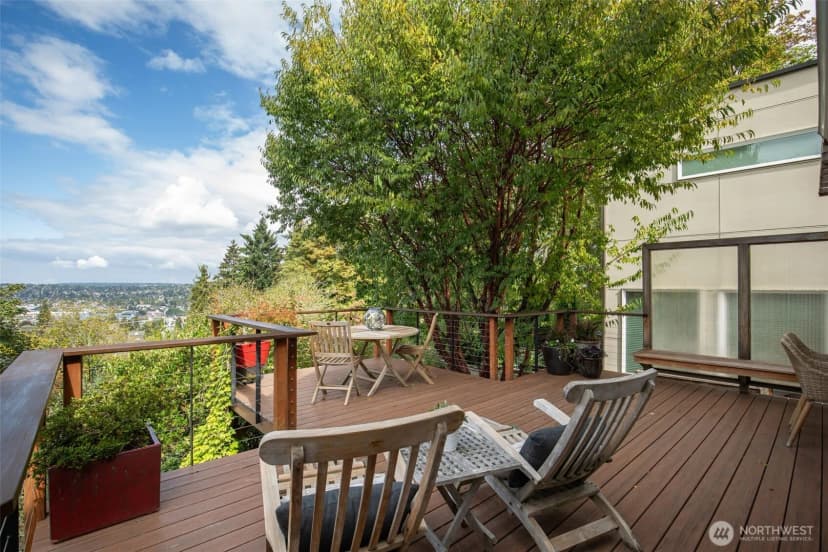 Property photo for 806 W Fulton Street, Seattle photo 18
