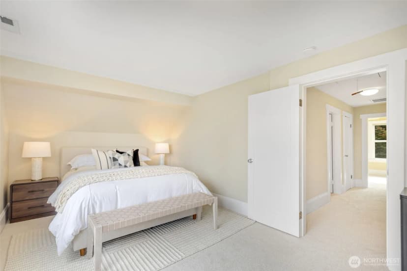 Property photo for 806 W Fulton Street, Seattle photo 21
