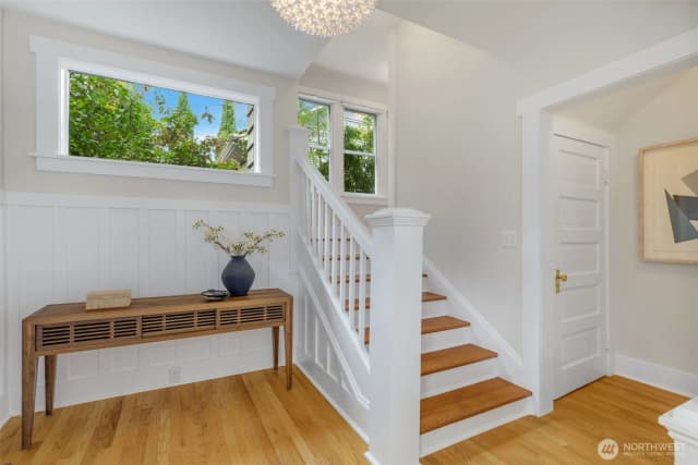 Property photo for 806 W Fulton Street, Seattle photo 5