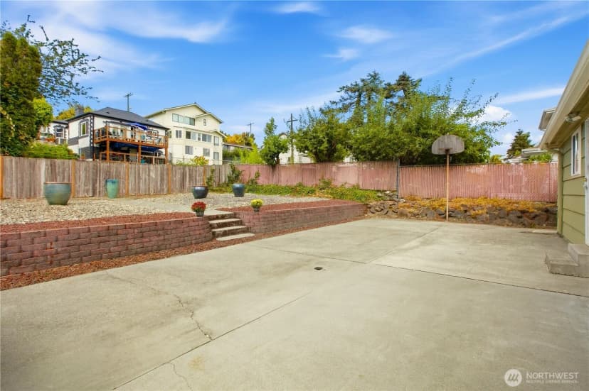 Property photo for 8019 E 36th Avenue S, Seattle photo 5