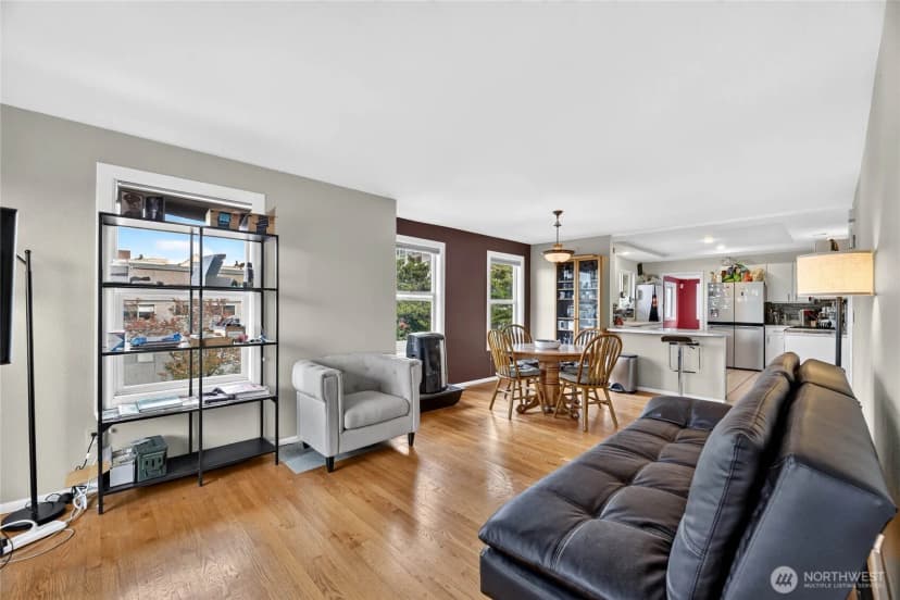 Property photo for 4702 45th Avenue Sw, Seattle photo 7