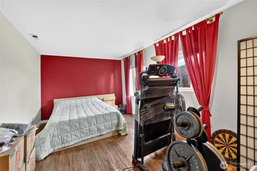 Property photo for 4702 45th Avenue Sw, Seattle photo 25