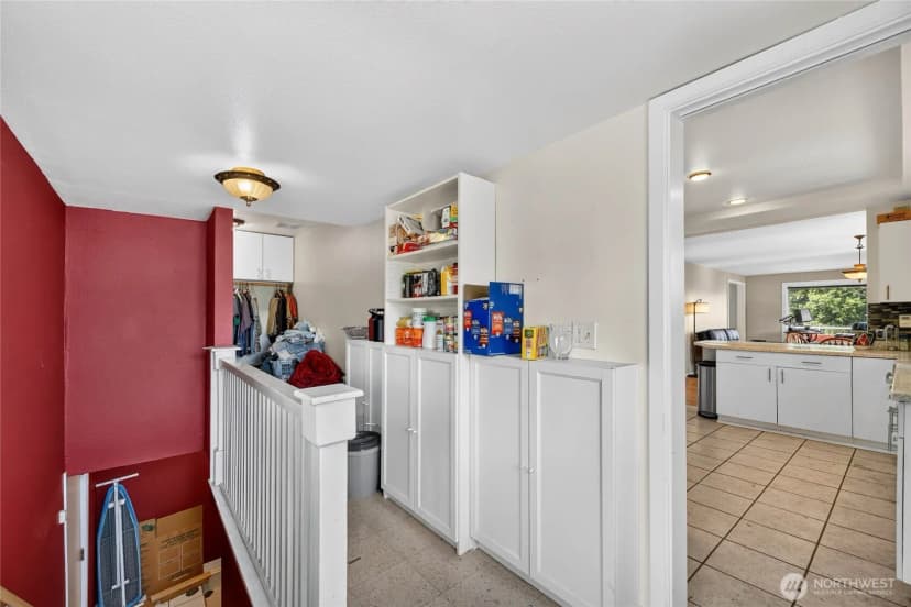 Property photo for 4702 45th Avenue Sw, Seattle photo 18