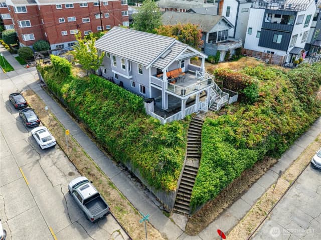 Property photo for 4702 45th Avenue Sw, Seattle