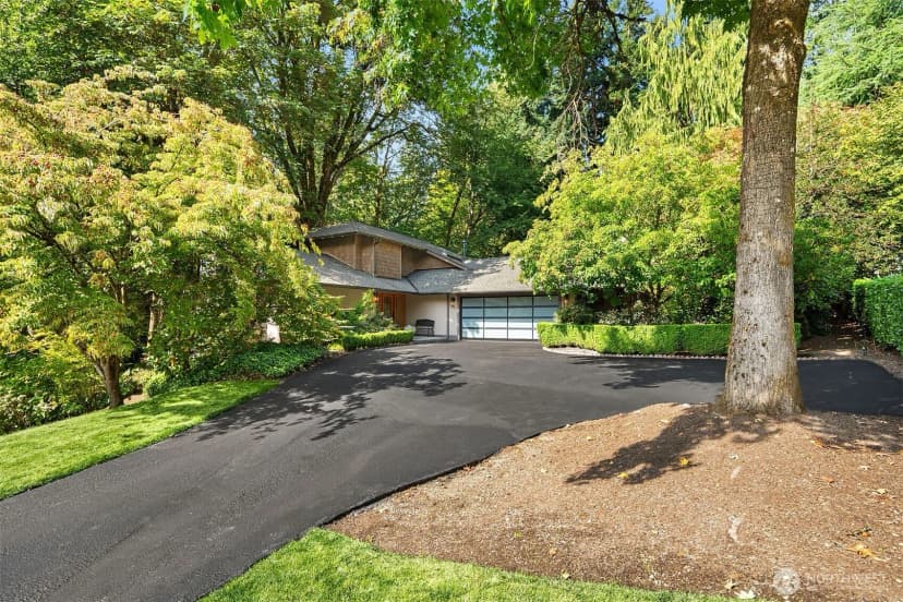 Property photo for 2511 131st Place Ne, Bellevue photo 33