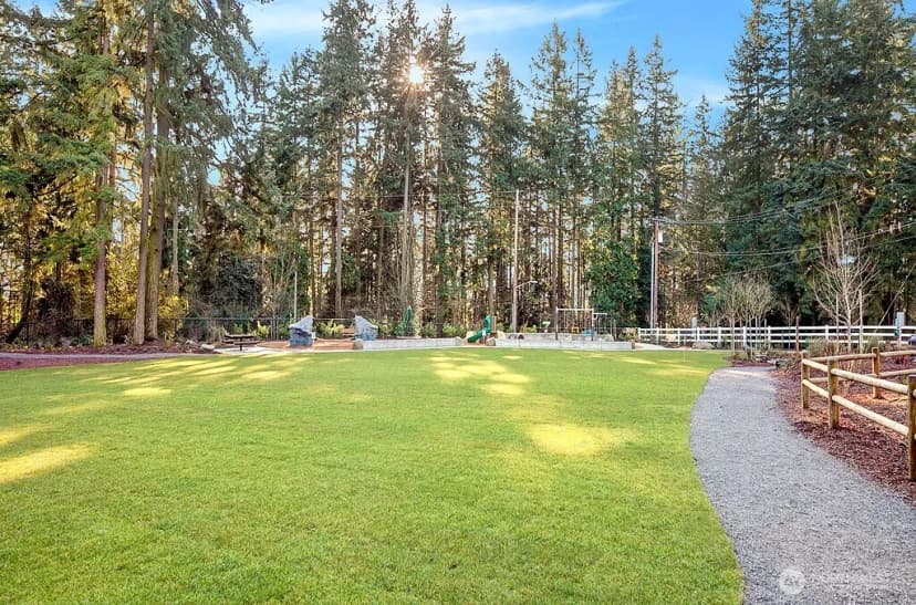 Property photo for 2511 131st Place Ne, Bellevue photo 37