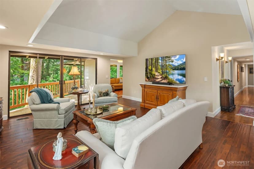 Property photo for 2511 131st Place Ne, Bellevue photo 6