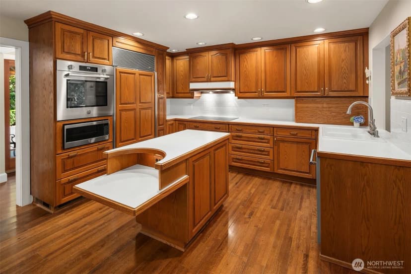 Property photo for 2511 131st Place Ne, Bellevue photo 11