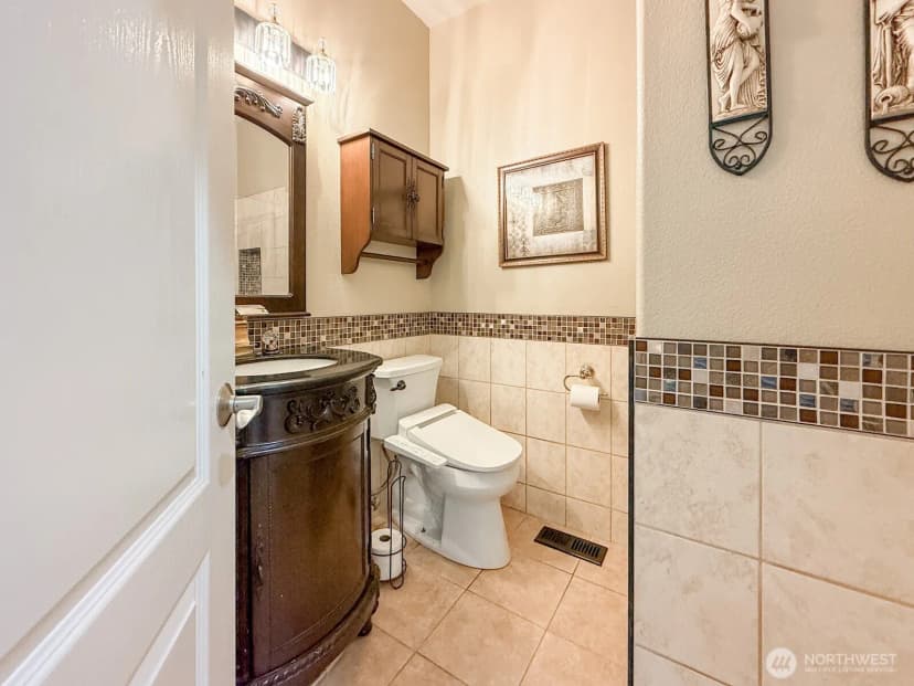Property photo for 17016 27th Street E, Lake Tapps photo 6