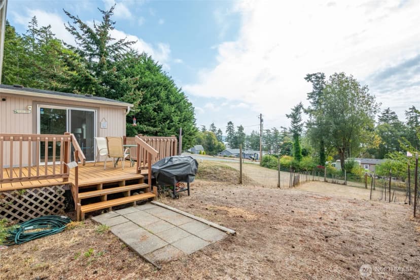 Property photo for 819 Gabrielson Road, Oak Harbor photo 28