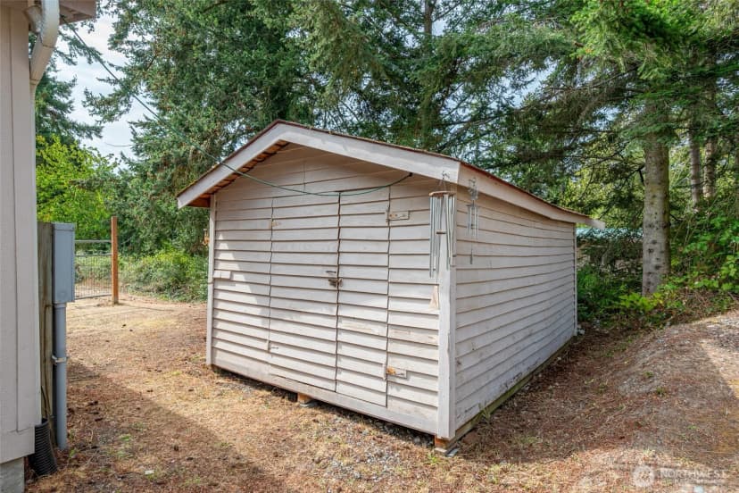 Property photo for 819 Gabrielson Road, Oak Harbor photo 38