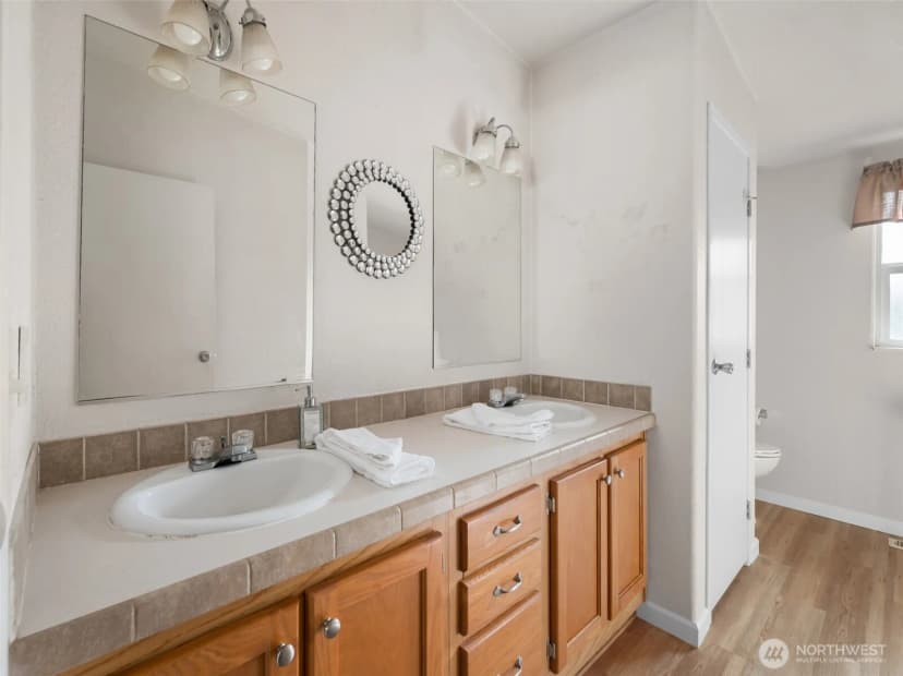 Property photo for 819 Gabrielson Road, Oak Harbor photo 19