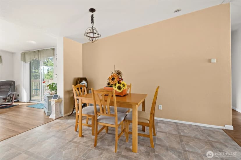 Property photo for 819 Gabrielson Road, Oak Harbor photo 17