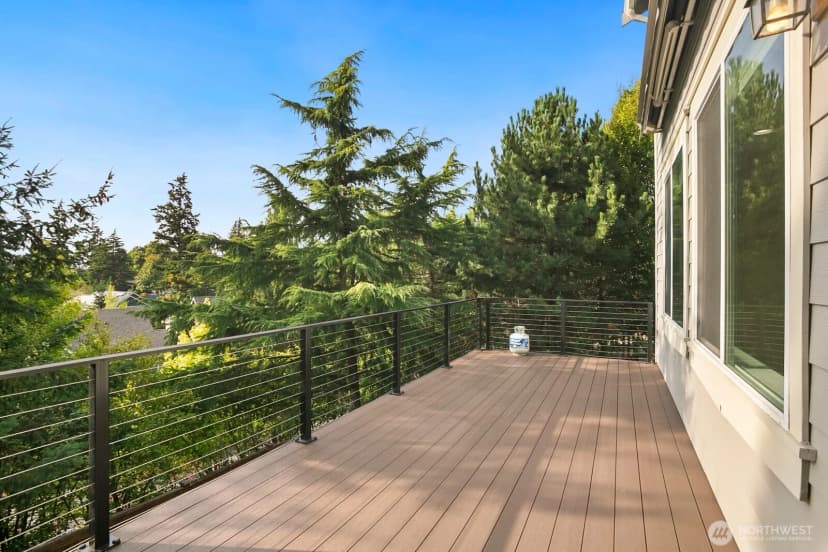 Property photo for 14017 Se 21st Place, Bellevue photo 18