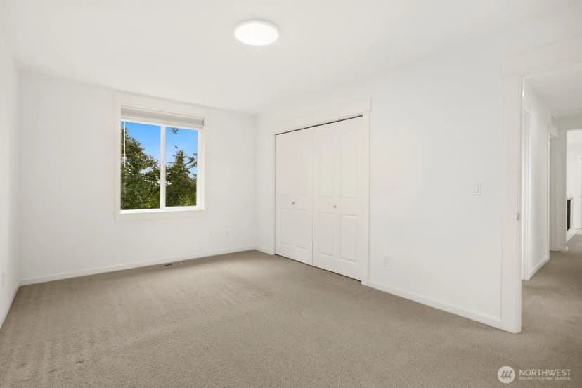 Property photo for 14017 Se 21st Place, Bellevue photo 11