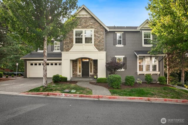 Property photo for 14017 Se 21st Place, Bellevue