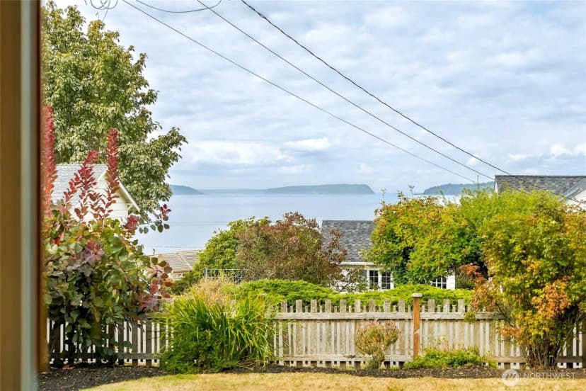 Property photo for 415 5th Street, Mukilteo photo 13