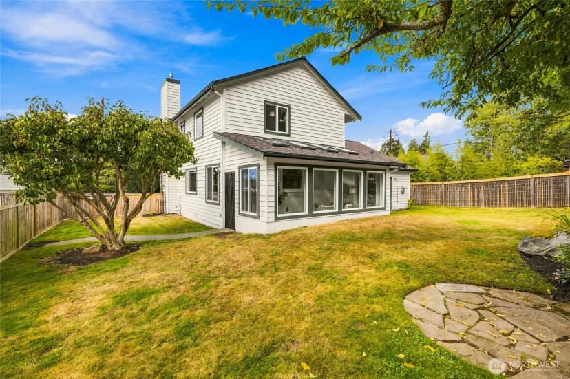 Property photo for 415 5th Street, Mukilteo photo 34
