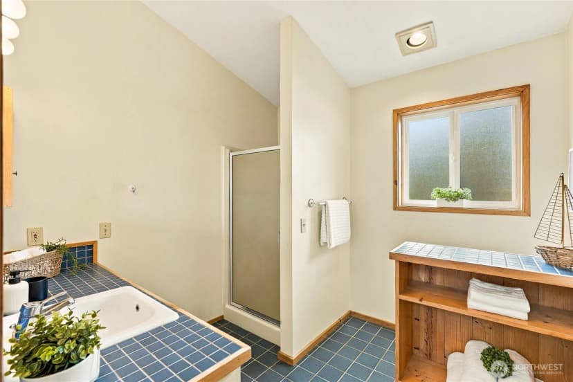 Property photo for 415 5th Street, Mukilteo photo 32