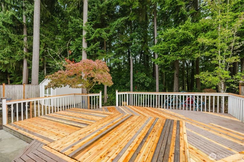 Property photo for 5781 Gateway Lane, Bremerton photo 29