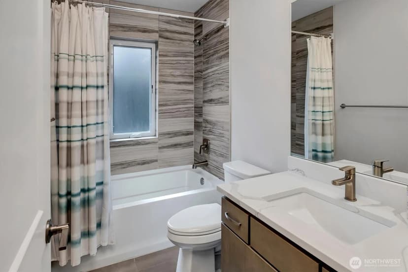 Property photo for 16013 Se 140th Street, Renton photo 24