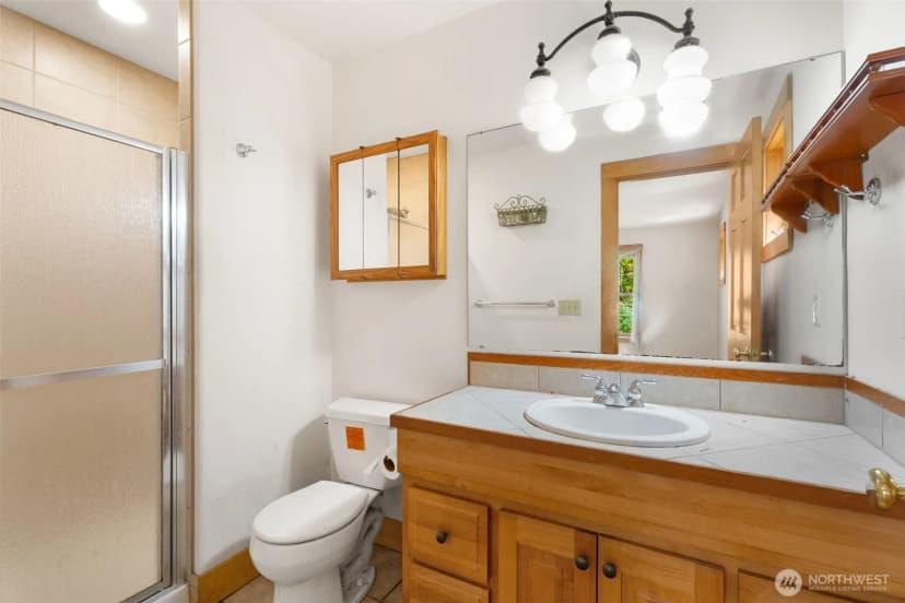 Property photo for 6037 Ne Whale Dancer Court Ne, Suquamish photo 22