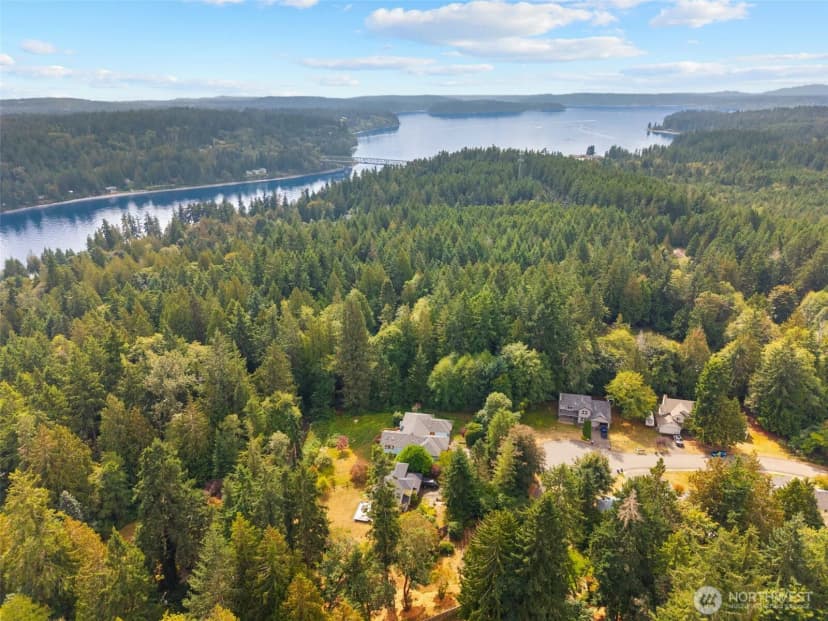 Property photo for 6037 Ne Whale Dancer Court Ne, Suquamish photo 36
