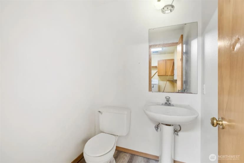 Property photo for 6037 Ne Whale Dancer Court Ne, Suquamish photo 19