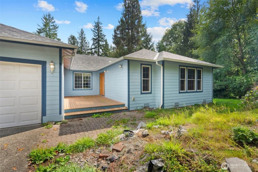 Property photo for 6037 Ne Whale Dancer Court Ne, Suquamish photo 2