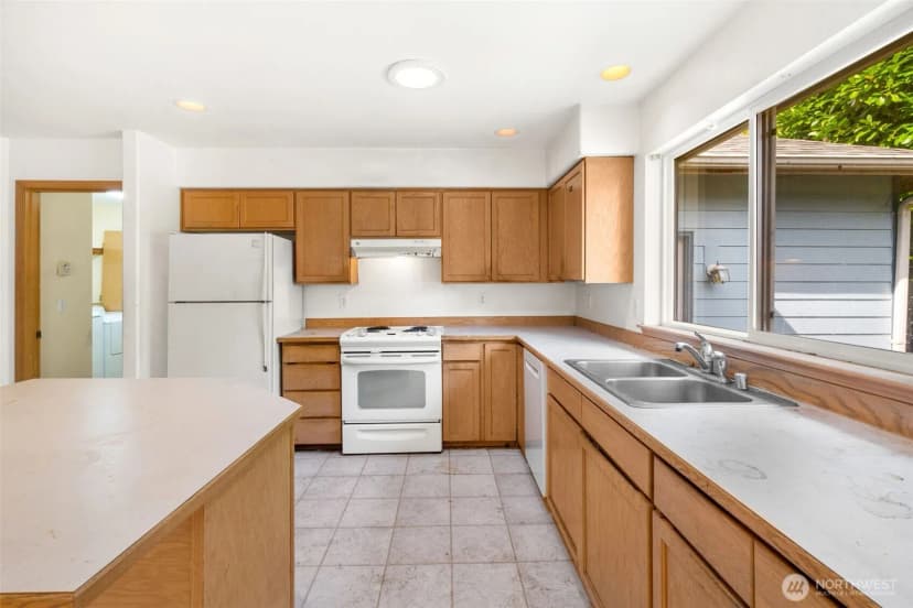 Property photo for 6037 Ne Whale Dancer Court Ne, Suquamish photo 14