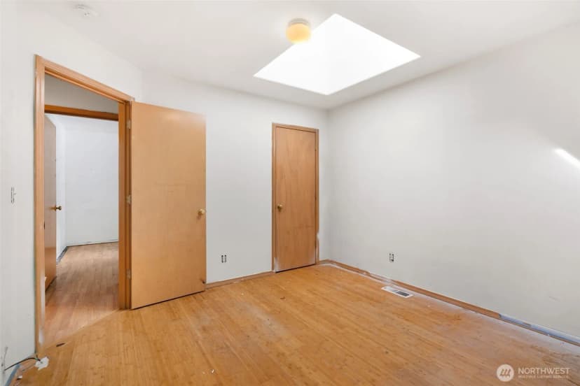 Property photo for 6037 Ne Whale Dancer Court Ne, Suquamish photo 28