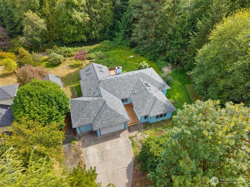 Property photo for 6037 Ne Whale Dancer Court Ne, Suquamish photo 4
