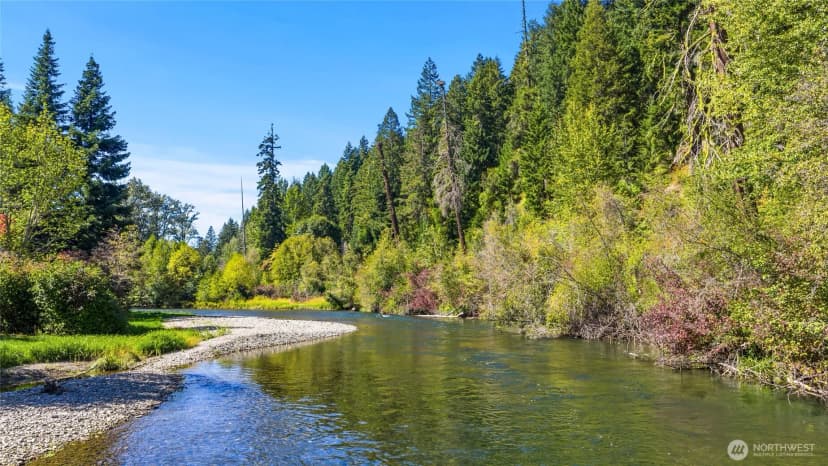 Property photo for 1000 Heron Drive, Cle Elum photo 13
