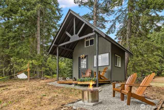 Property photo for 1000 Heron Drive, Cle Elum photo 2