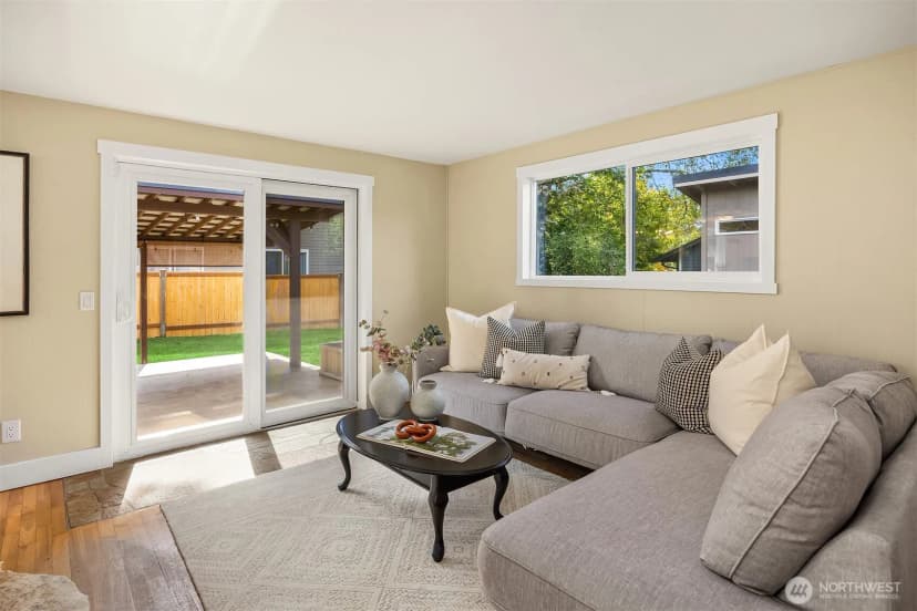 Property photo for 1008 Logan Road, Lynnwood photo 8